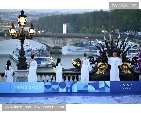 巴黎街头开幕式激发全民热情，巴黎街头采访