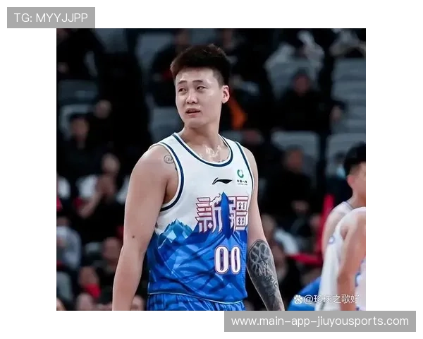 赵睿训队友上热搜,网友:广东男篮需要这样的狠人!,赵睿落选男篮集训 赵睿训队友上热搜,网友:广东男篮需要这样的狠人!,赵睿落选男篮集训