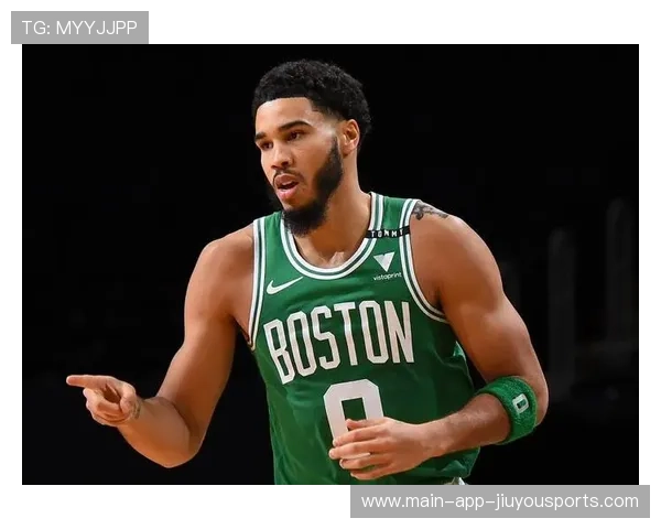 塔图姆单场轰下45分,凯尔特人进攻高潮席卷全场大胜对手 塔图姆单场轰下45分,凯尔特人进攻高潮席卷全场大胜对手