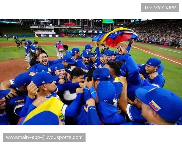 爆冷夺冠！历史性一刻